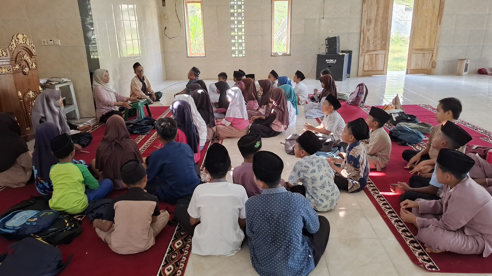 Kegiatan Latihan Hadroh Bersama KKN Unugha